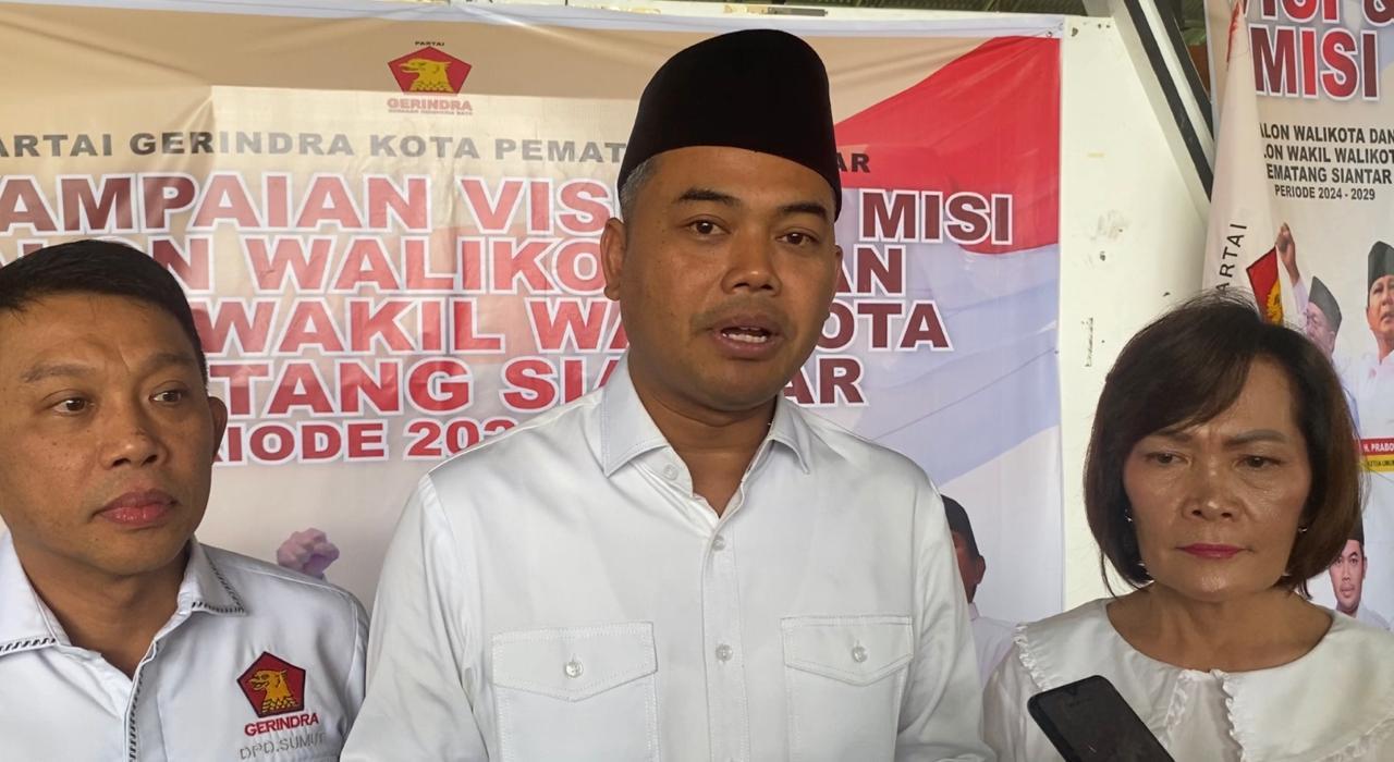 Ketua-DPC-PartaiGerindraKota-Pematangsiantar-Gusmiyadi-tengah.jpg
