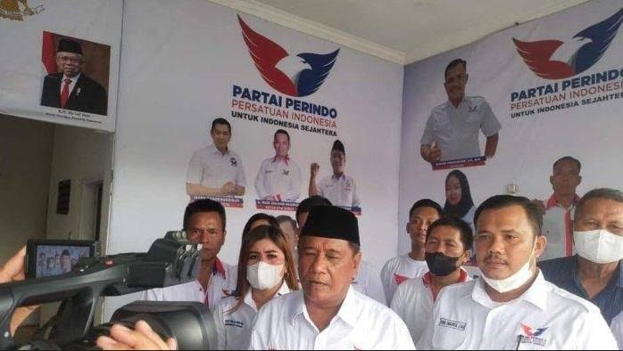 Ketua-DPD-Perindo-Deli-Serdang-Gunung-Siagian-1.jpg