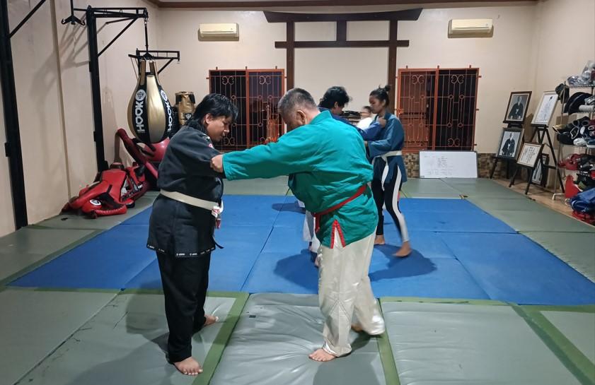 Ketua-Kurash-Kota-Medan-Safridoli-Tampubolon-kanan-memberikan-arahan_.jpg