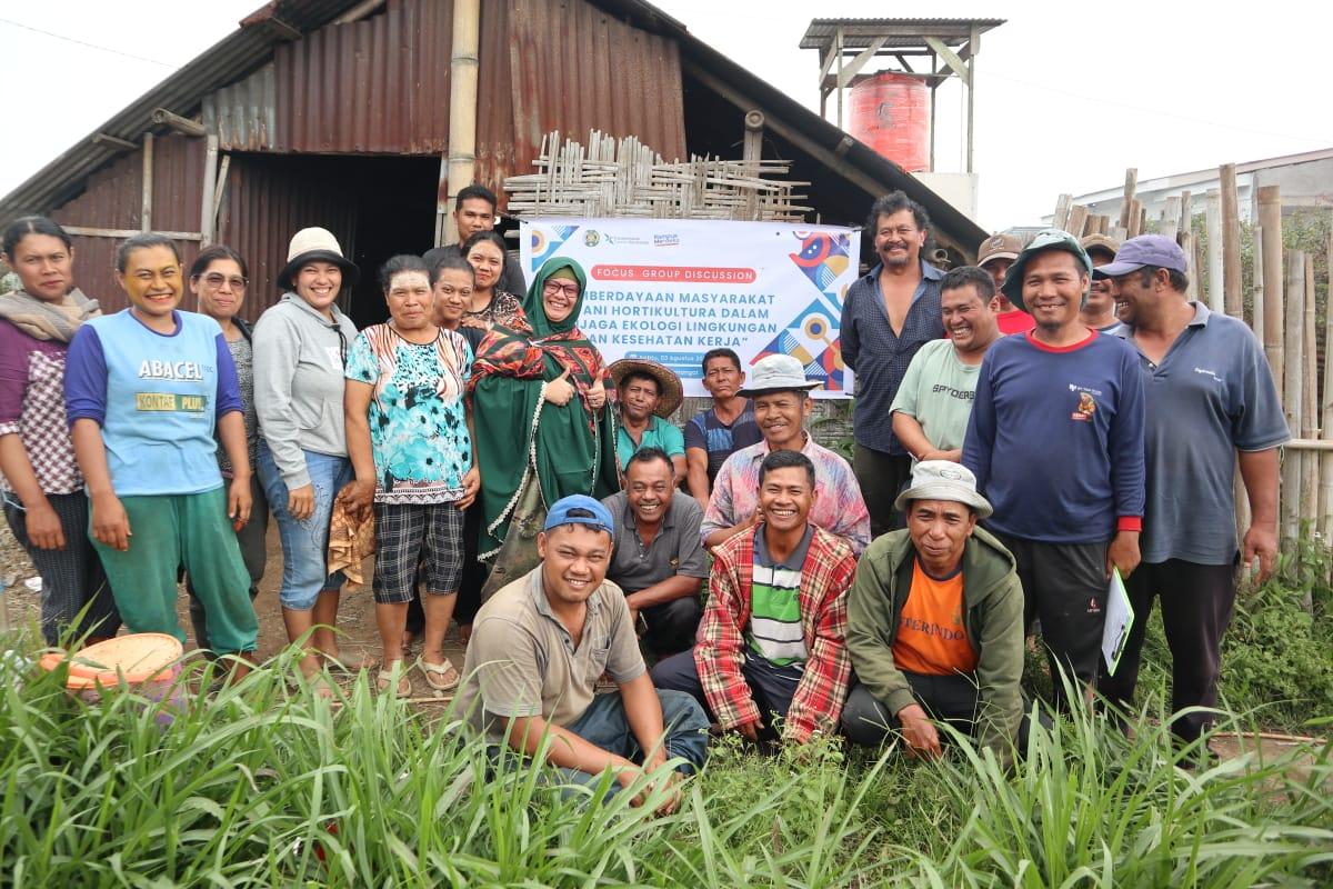 Tim Pengabdi Masyarakat USU Ajak Petani di Berastagi Manfaatkan Tanaman Acem-Acem untuk Atasi Hama