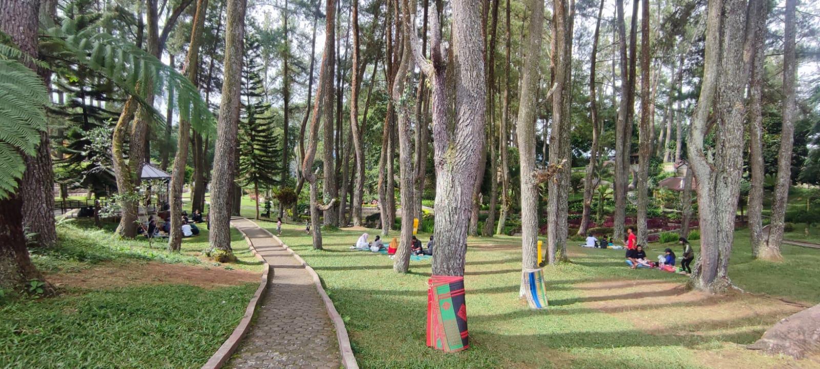 Kondisi-Taman-Wisata-Iman-tampak-sepi-dari-wisatawan.jpg