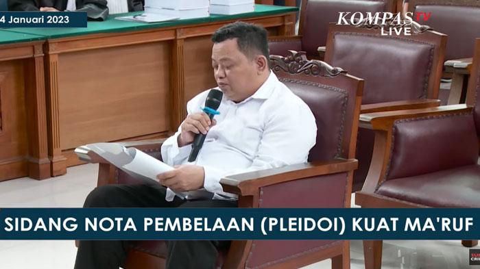 Kuat-Maruf-membacakan-pembelaannya-di-Sidang-Pleidoi.jpg