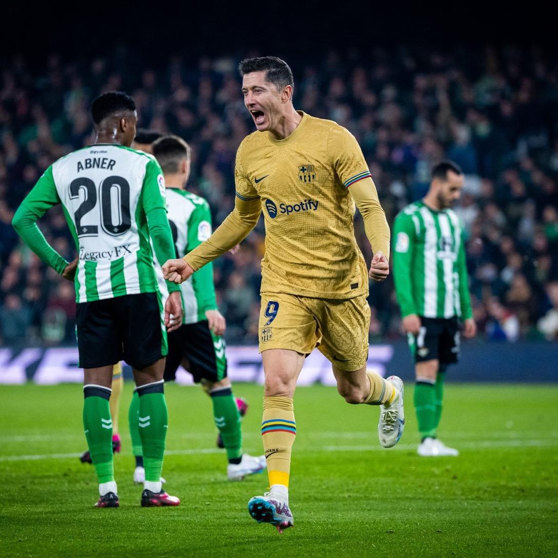 Lewandowski-barcelona-vs-real-betis.jpg
