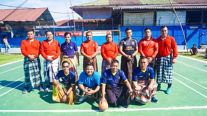 Lomba-futsal-pakai-sarung-jadi-salah-satu-perlombangan-yang-digelar-Lapas-Rantauprapat.jpg