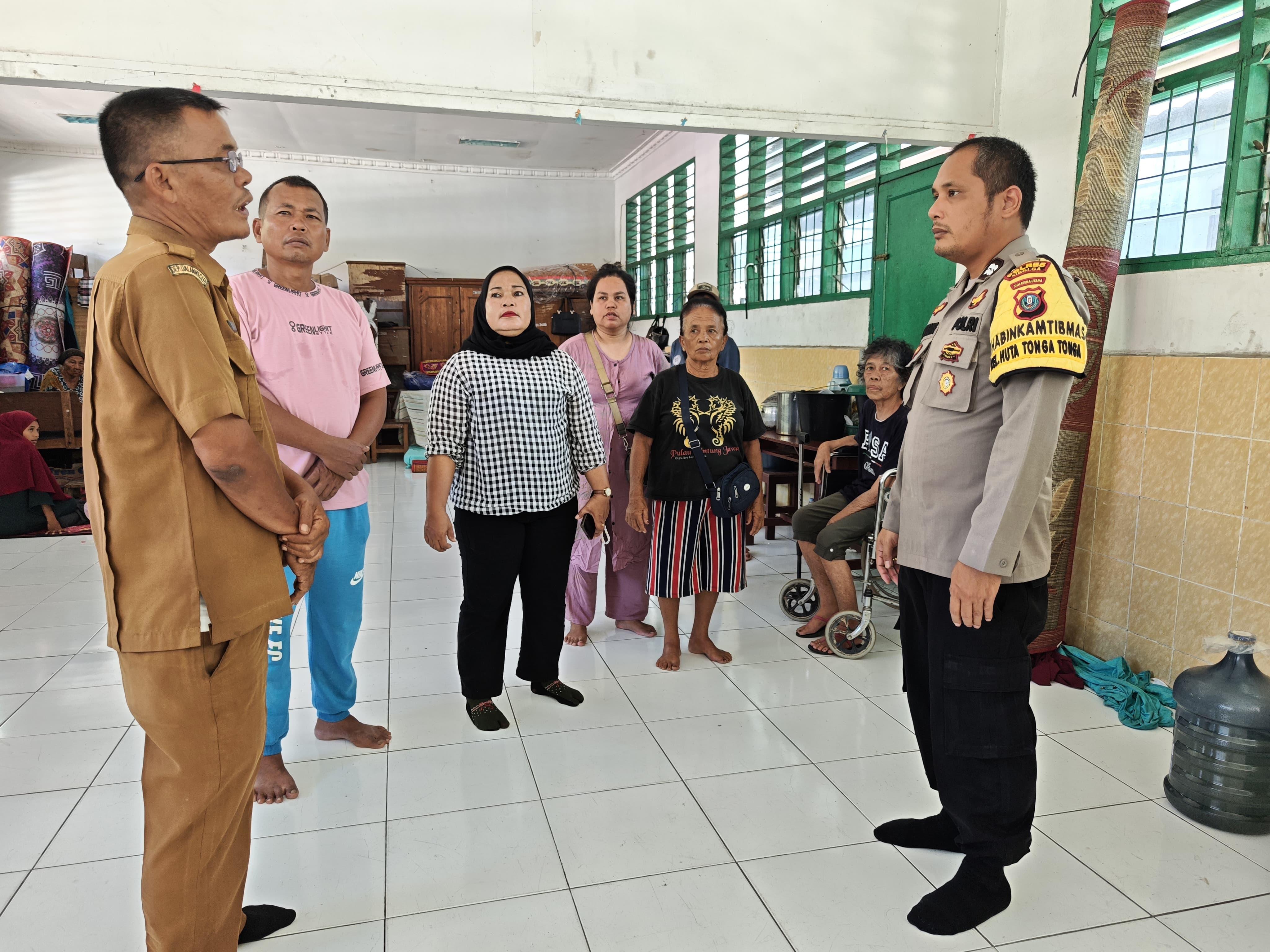 Menerima-bantuan-Dana-Tunggu-Hunian-DTH-sembari-menunggu-penanganan-lanjutan.jpg
