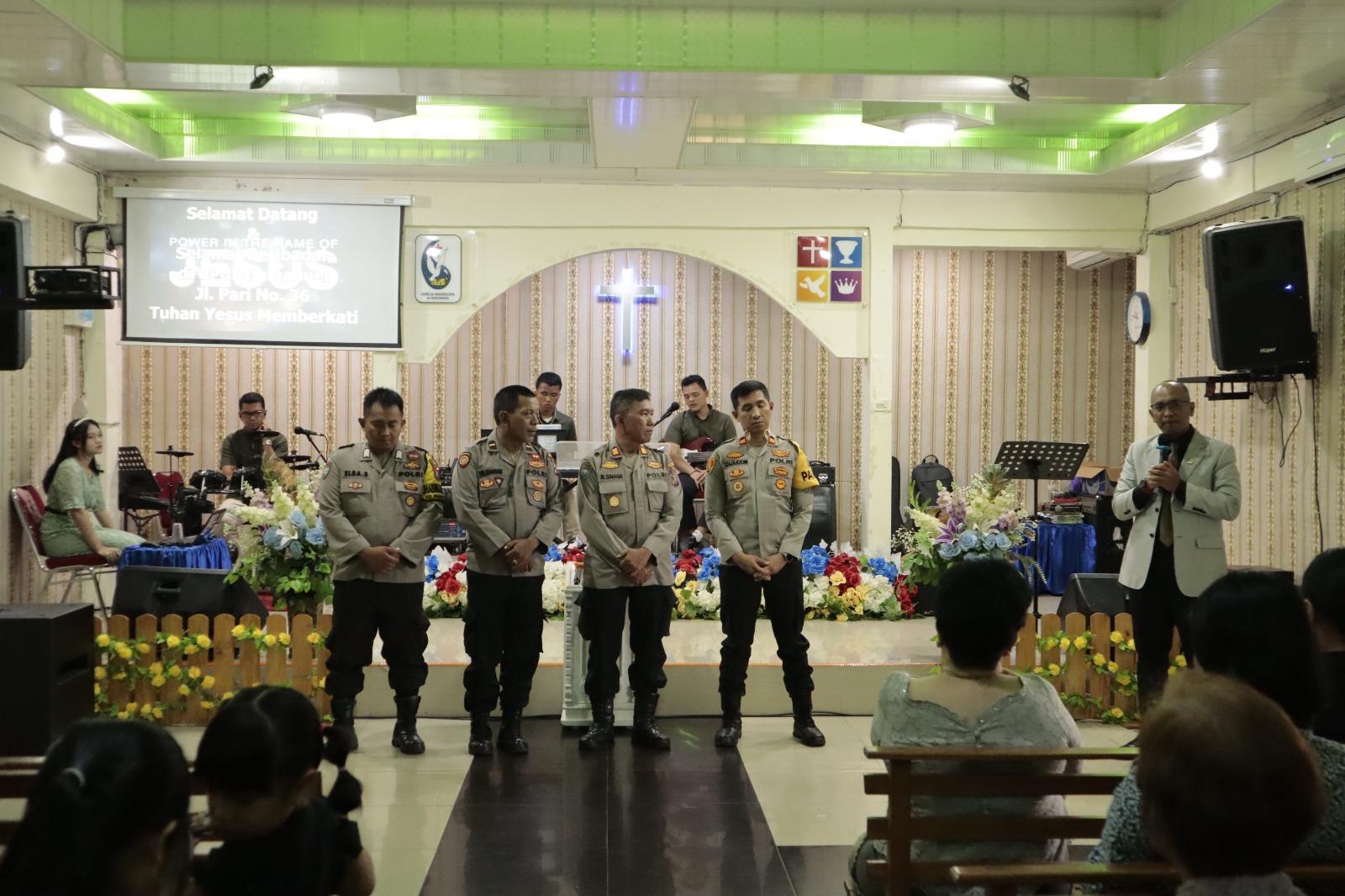 Polres Sibolga Gelar Kegiatan Minggu Kasih di GPdI Immanuel, Sampaikan Pesan Kamtibmas