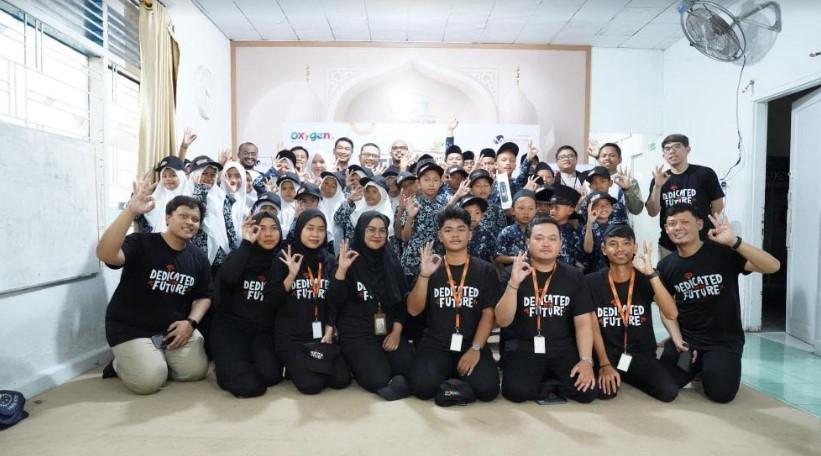 Moratelindo-salurkan-internet-gratis-dan-laptop-untuk-akses-belajar-anak-anak.jpg
