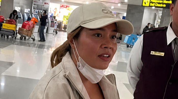 Sosok NNS alias Saska J, Bos Arisan Twins SJ Terlapor Penipuan Gagal ke Jepang Diadang Korbannya