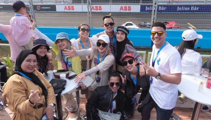 Nikita-Mirzani-Kebakaran-Jenggot-Usai-Shandy-Purnamasari-Pamer-Nontol-Formula-E.jpg