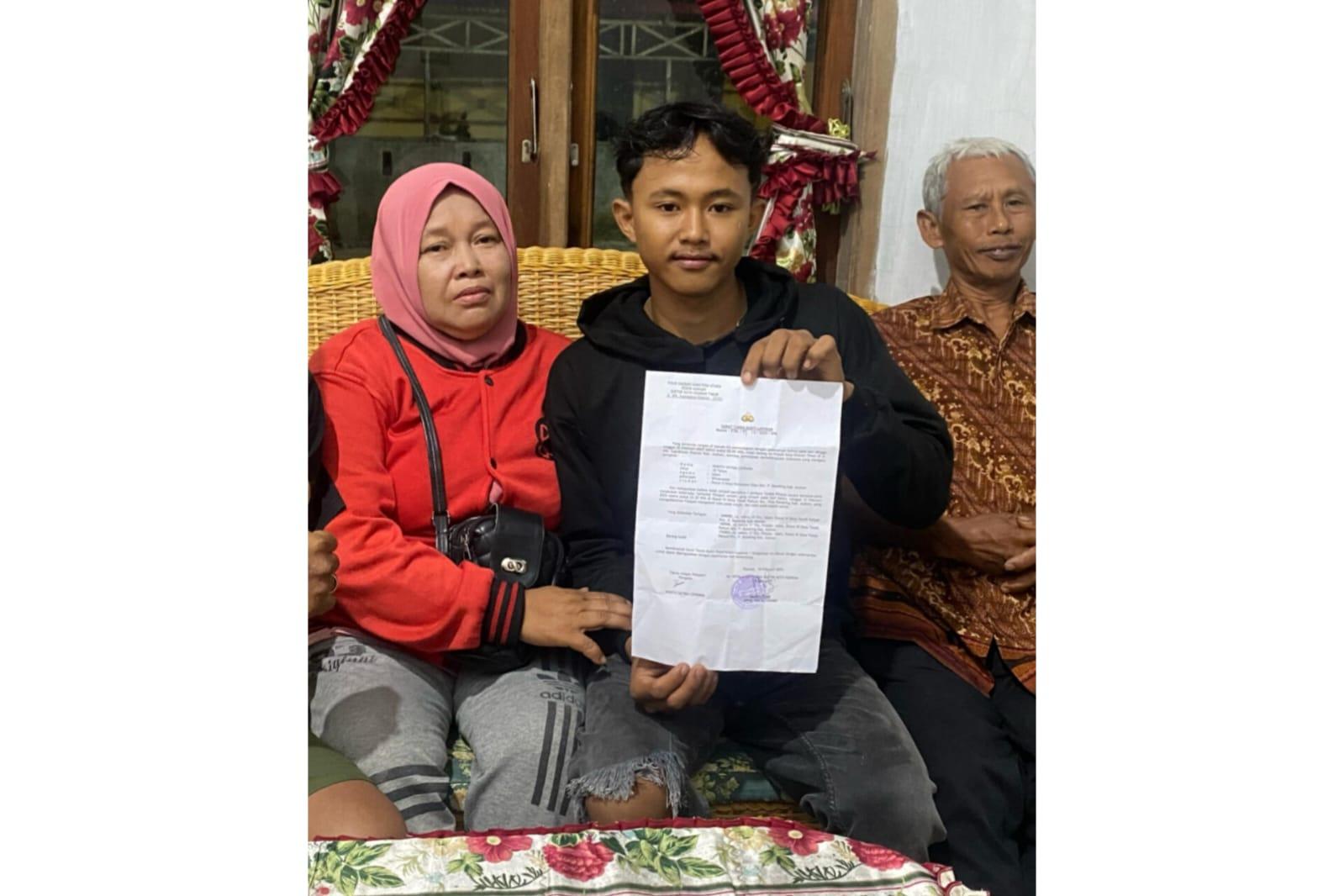PENGEROYOKAN-Korban-pemukulan-Wahyu.jpg