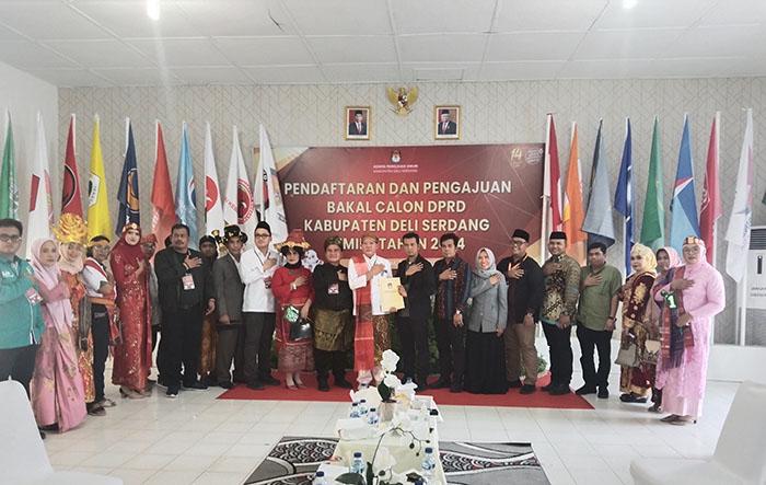 PKB-Deliserdang-Daftarkan-Bacaleg-ke-KPU.jpg