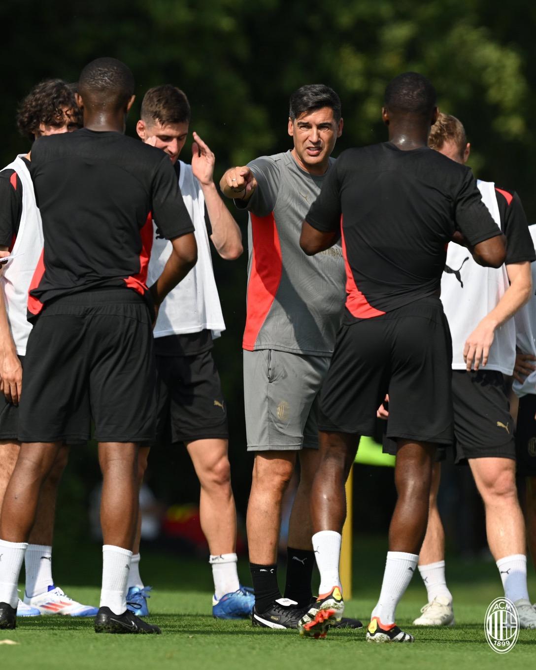 Paulo-Fonseca-ac-milan-mlatih.jpg