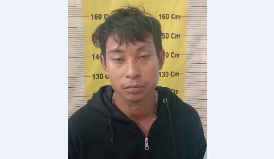 Pelaku-bersama-barang-bukti-narkotika-jenis-sabu_.jpg
