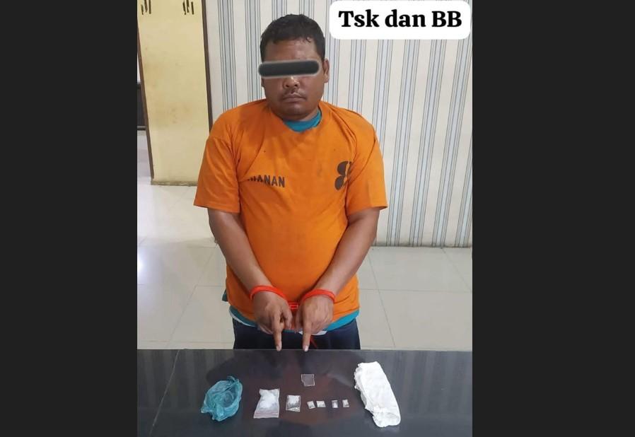 Pelaku-penyalahgunaan-narkotika-beserta-barang-bukti-diamankan.jpg