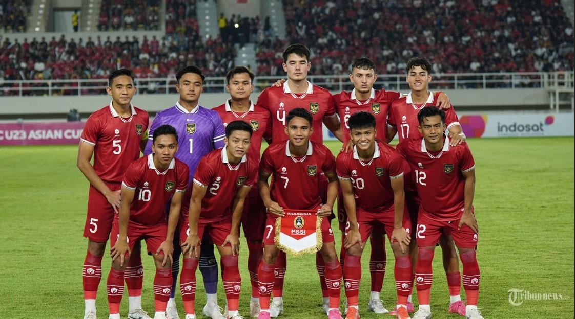 Pemain-Timnas-Indonesia-berfoto-sebelum-melawan-Turkmenistan-dalam-ajang-kualifikasi_11.jpg
