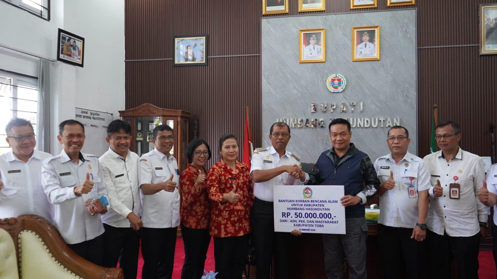Pemkab-Toba-Kembali-Salurkan-Bantuan-Untuk-Korban-Bencana-di-Humbang-Hasundutan.jpg