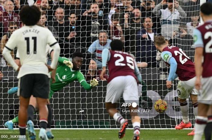 Penalti-yang-dihadiahkan-wasit-pada-West-Ham-saat-laga-melawan-Man-United.jpg