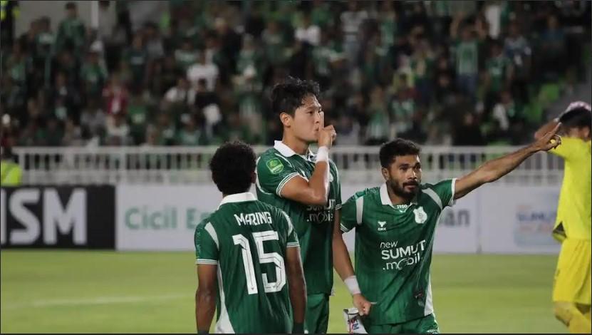 Penggawa-asing-PSMS-Medan-Kim-Jeung-Ho-tengah-merayakan-gol-_1.jpg