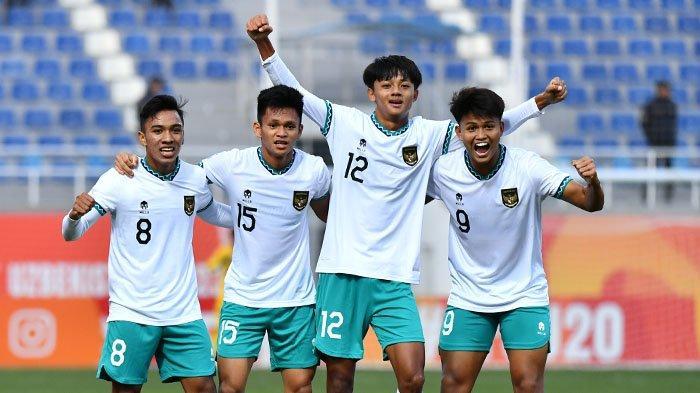 Penyerang-Timnas-U20-Indonesia-Hokky-Caraka-kanan.jpg