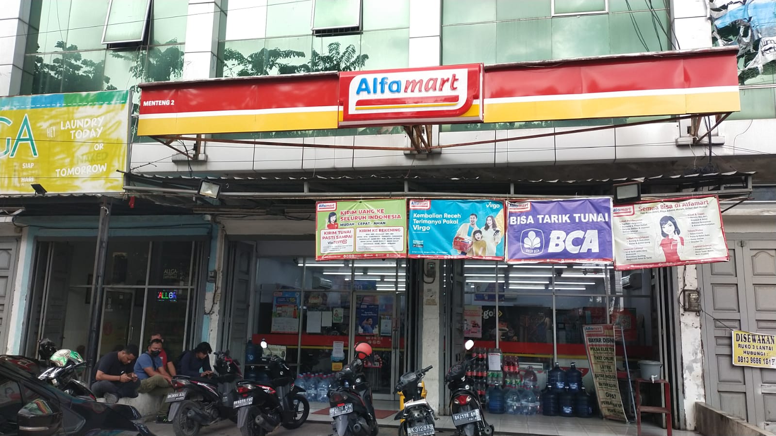 Perampokan-terjadi-di-gerai-Alfamart-Jalan-Menteng-VII-kecamatan-Medan-Denai-Kota-Medan.jpg