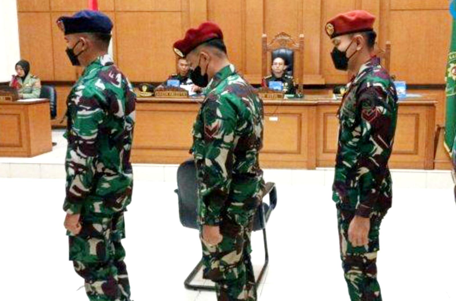 Persidangan-tiga-anggota-TNI-AL-sekarang.jpg
