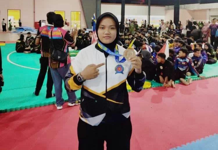 Pesilat-Universitas-Panca-Budi-UNPAB-Medan-Dwi-Anggraini.jpg
