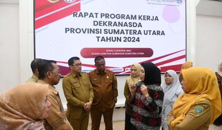 Pj-Ketua-Dekranasda-Provinsi-Sumut-Dessy-Hassanudin_UKM-Sumut-Naik-Kelas_.jpg