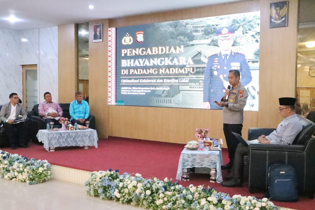 Polres-Padangsidimpuan-menggelar-kegiatan-talkshow.jpg