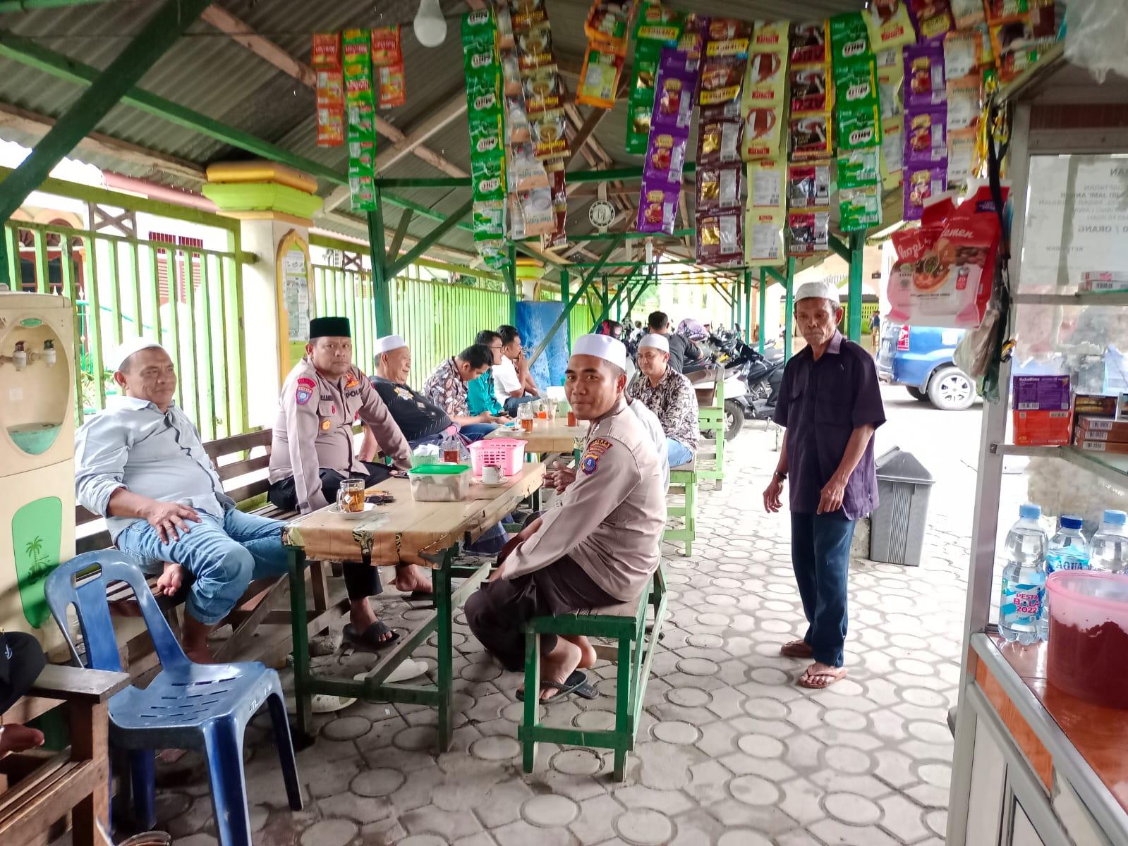 Polres-Palas-jumat-curhat-kantin-Masjid.jpg