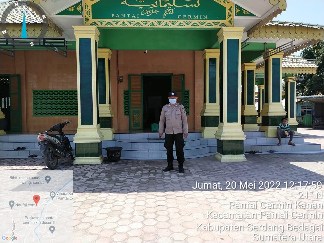 Polsek-Pantai-Cermin-Polres-Serdang-Bedagai-pam-salat-jumat.jpg