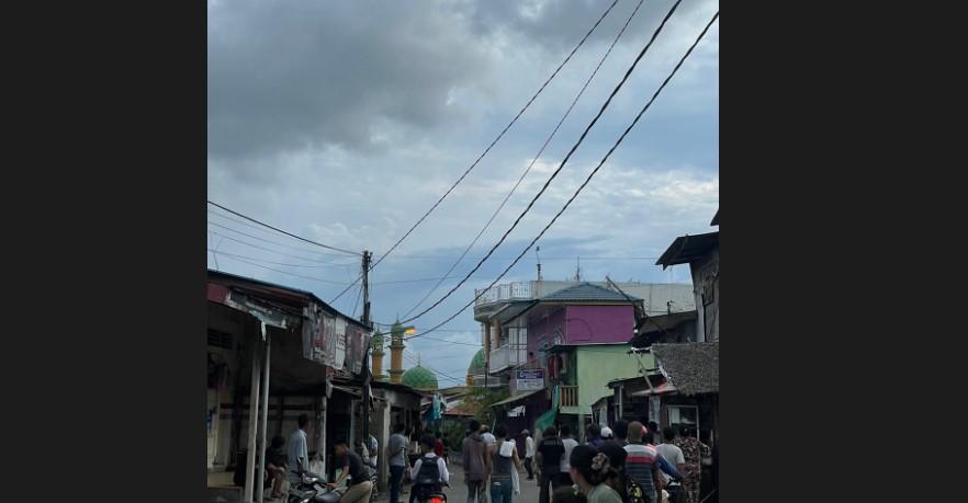 Tawuran Kembali Terjadi di Belawan, Warga Saling Serang Pakai Batu dan Senjata Tajam