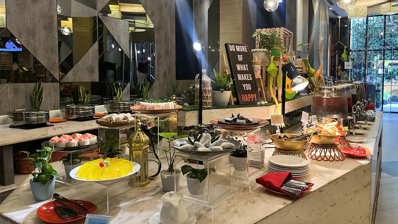 Rayakan Momen Berbuka Puasa di ibis Styles Medan Pattimura dan Menangkan Hadiah Umroh!