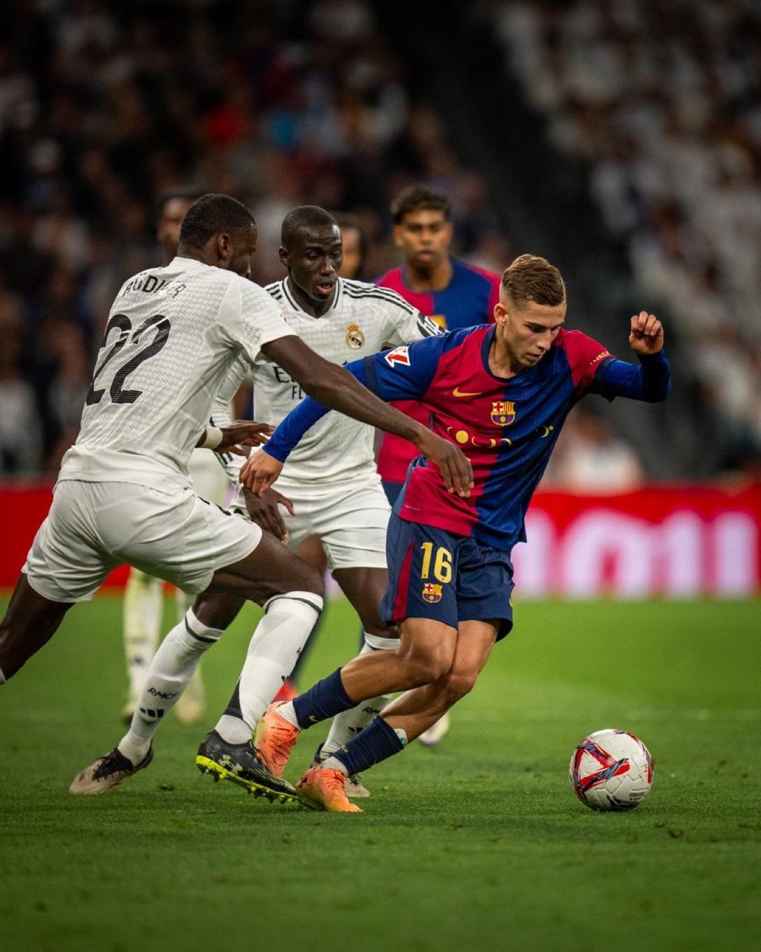 SENGITNYA Barcelona vs Real Madrid, Duel Peringkat Papan Atas Klasemen Liga Spanyol Pekan Ini