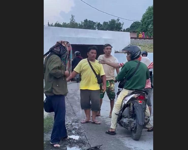 Rekaman-video-penganiayaan-yang-dialami-oleh-Pasutri-di-kawasan-Kecamatan.jpg