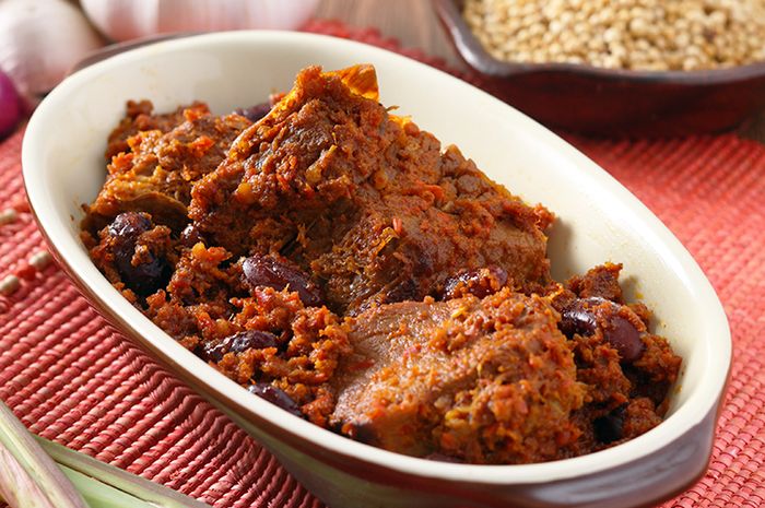 Rendang-Padang-yang-menggugah-selera.jpg