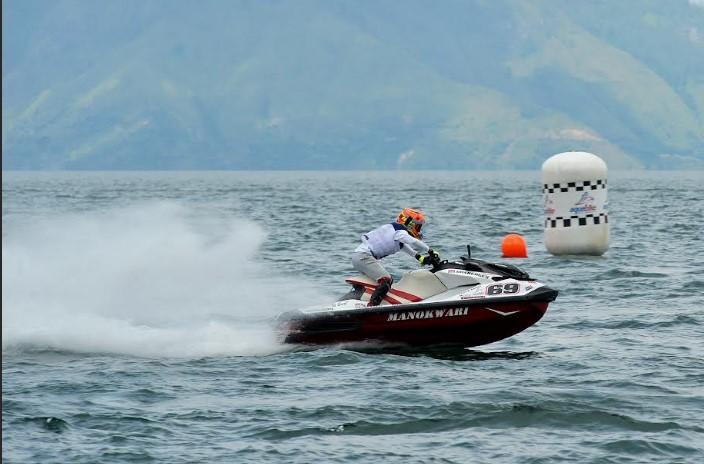 Rider-jetski-asal-Indonesia-Boanegers-Ratag_1.jpg