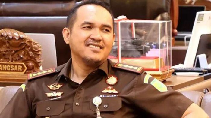 Ridwan-Sujana-Angsar-Kajari-Medan-pelaku-pemerasan.jpg