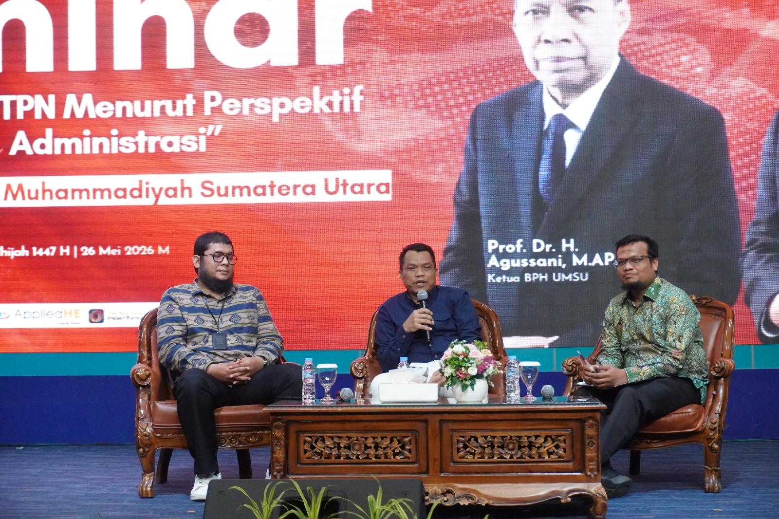 SEMINAR-HUKUM-NASIONAL-Sejumlah-narasumber-menyampaikan-materi-dalam.jpg
