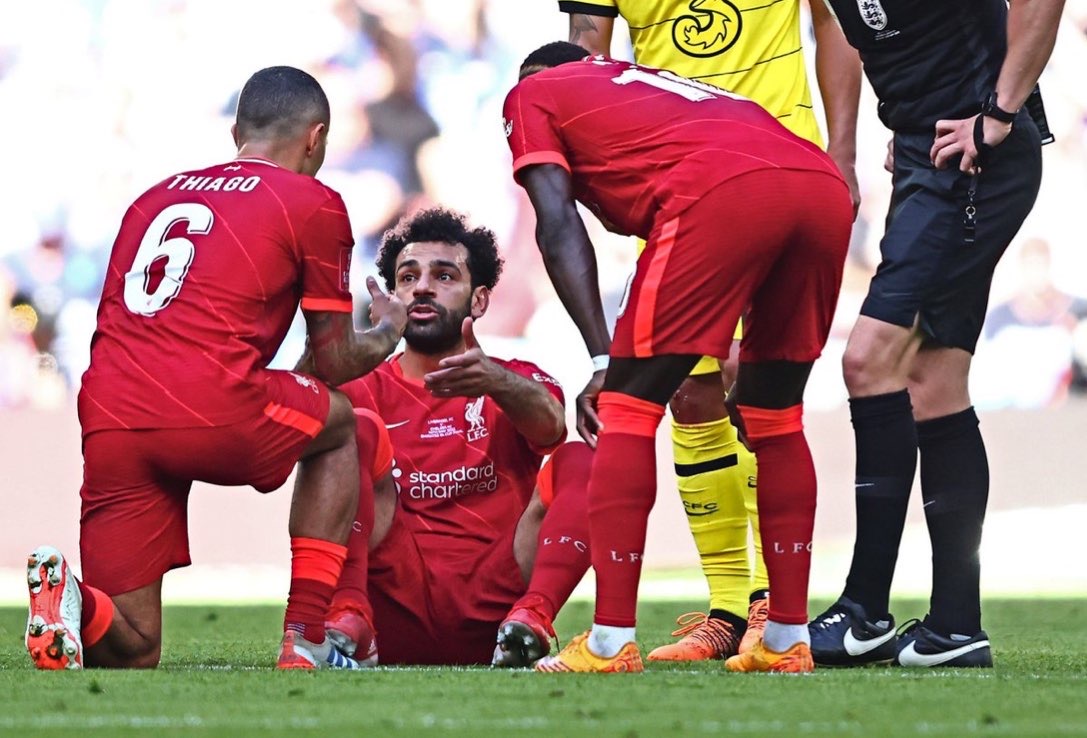 Salah-cedera-lawan-chelsea.jpg