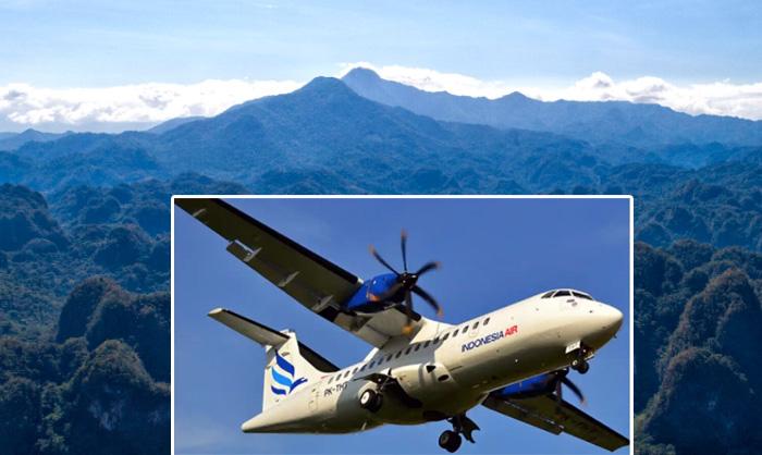Sebuah-pesawat-ATR-42-500-milik-maskapai-Indonesia-Air-Transport.jpg