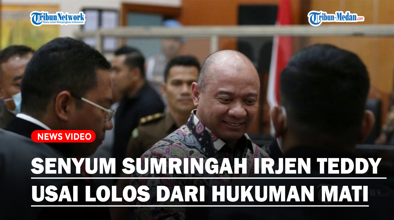 Senyum-Sumringah-Irjen-Teddy-Minahasa-Usai-Lolos-Dari-Hukuman.jpg