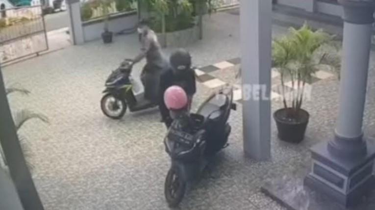 Sepeda-motor-milik-Bidan-raib-dicuri-maling-saat-tengah-asik-memeriksa-pasien.jpg