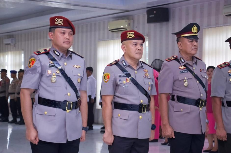 Sertijab-tiga-jabatan-di-Polres-Asahan-dilakukan-oleh-Kapolres-Asahan.jpg