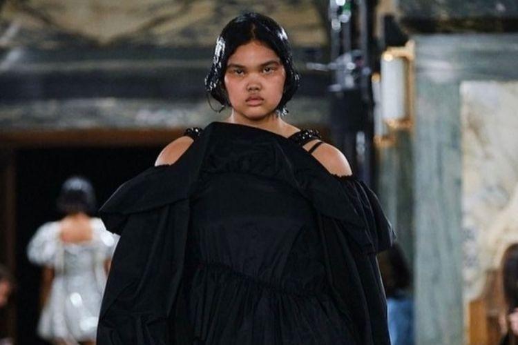 Tak Langsing, Shahnaz Indira Sukses Jadi Model hingga Tampil di London Fashion Week 2023