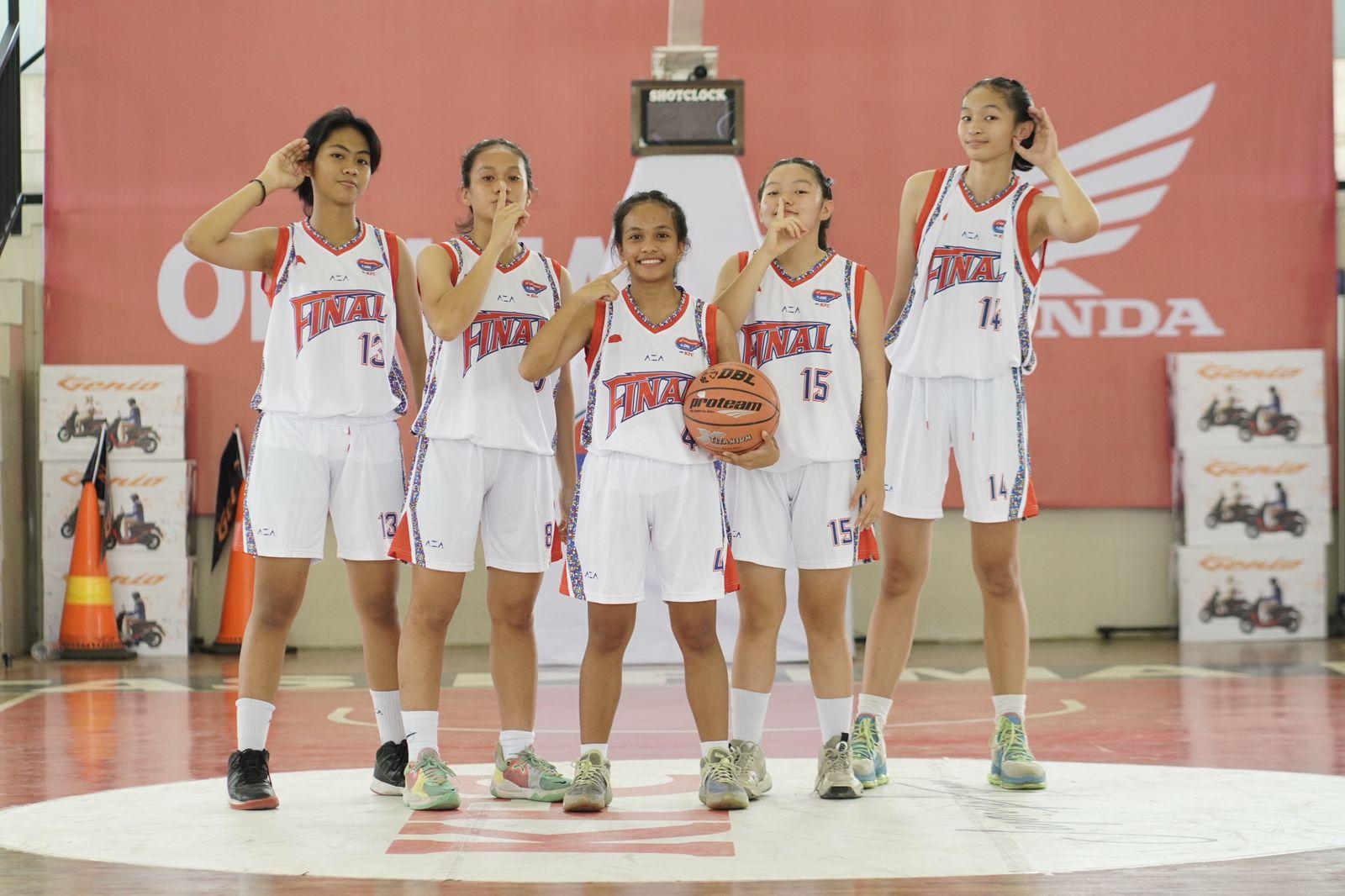 Skuat-Basket-putri-SMA-Methodist-2-Medan-siap-raih-back-to-back.jpg