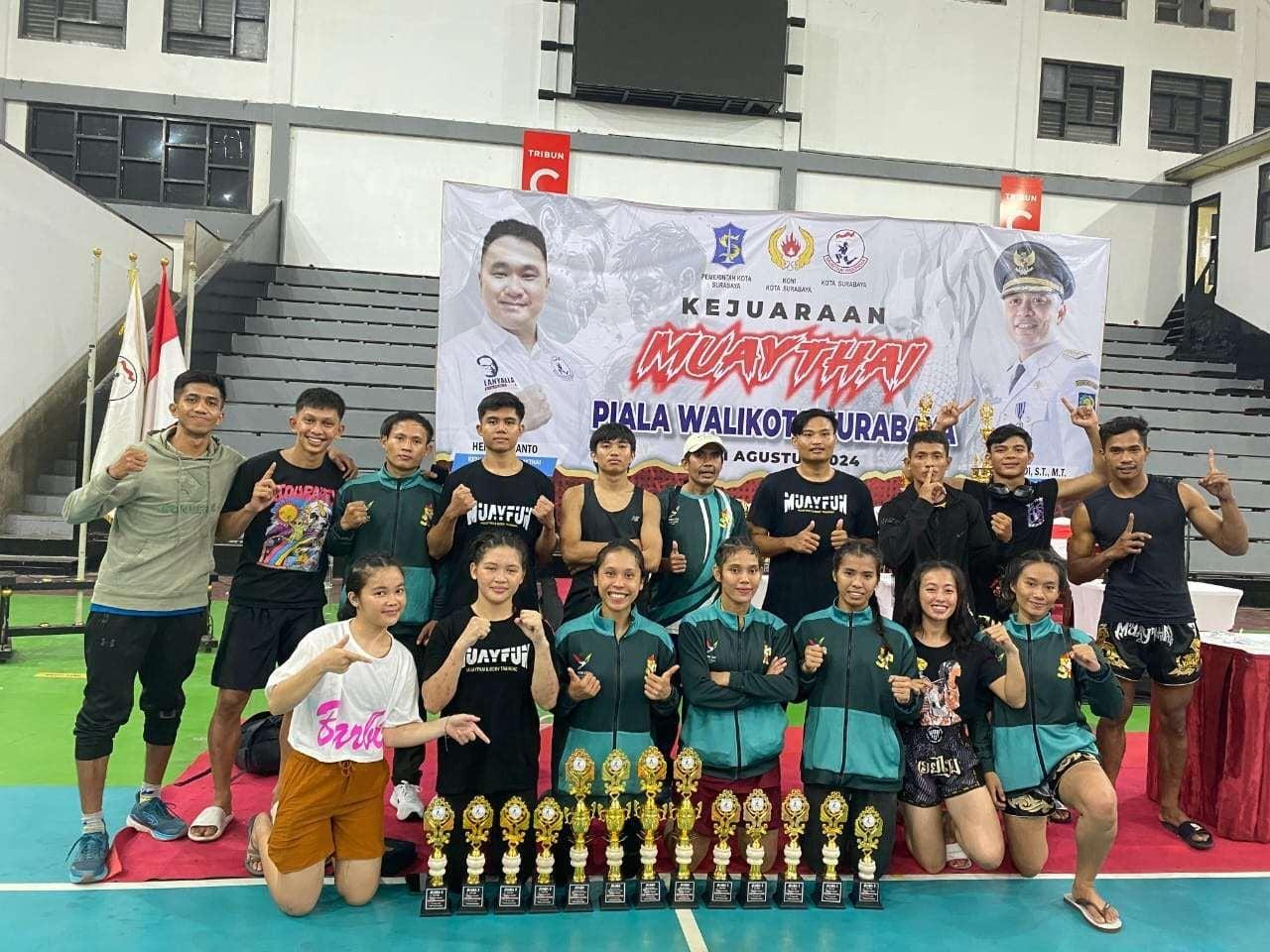 Skuat-Muaythai-Sumut-ketika-meraih-juara-tiga-umum-di-Kejurnas.jpg