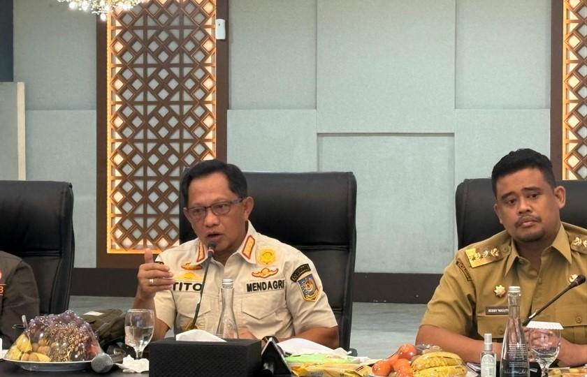 Suasana-Rapat-koordinasi-percepatan-rehabilitasi-dan-rekonstruksi-pasca-bencana-Sumut_.jpg