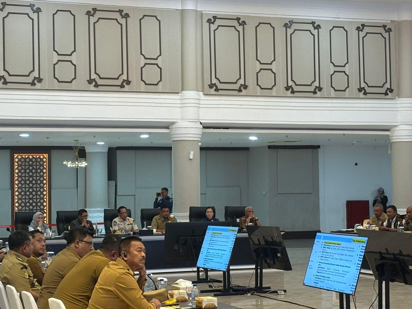 Suasana-Rapat-koordinasi-percepatan-rehabilitasi.jpg