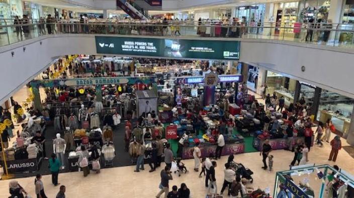 Suasana-di-pusat-perbelanjaan-Plaza-Medan-Fair-Medan_Lebaran-2025_.jpg