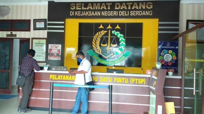 Suasana-di-ruang-Loby-Kantor-Kejakaaan-Nageri-Deli-Sedang-2024.jpg